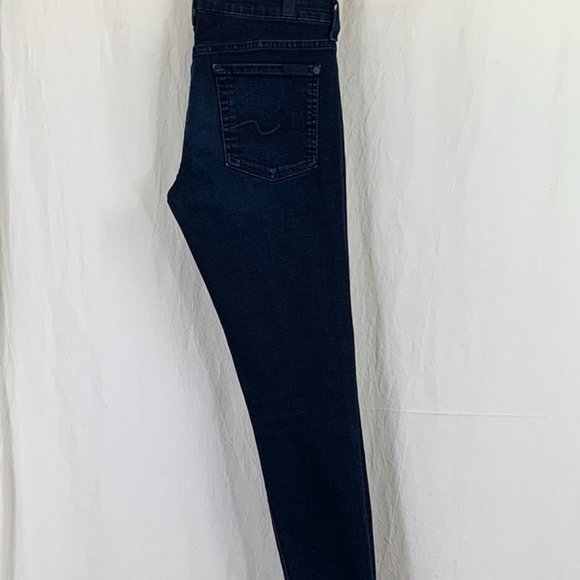 7 For All Mankind Gwenevere Skinny Jean in Dark Blue Denim Wash - Picture 2 of 8